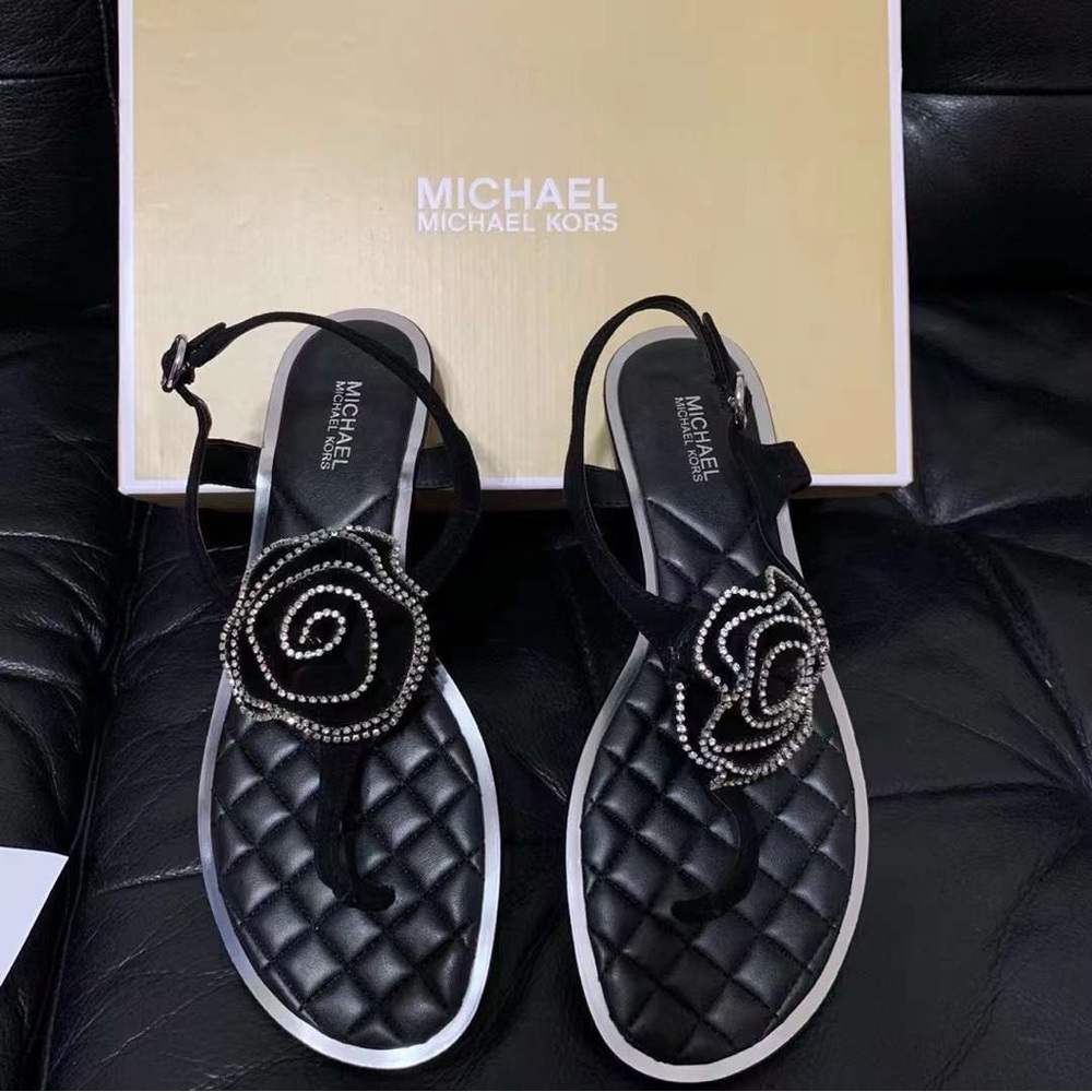 Michael Kors Size 7
Valentina T-strap Sandals with Floral Accent